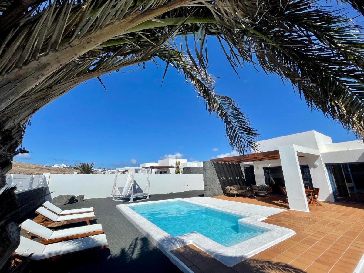 Villa Isora By Villalia Playa Blanca  Exterior photo