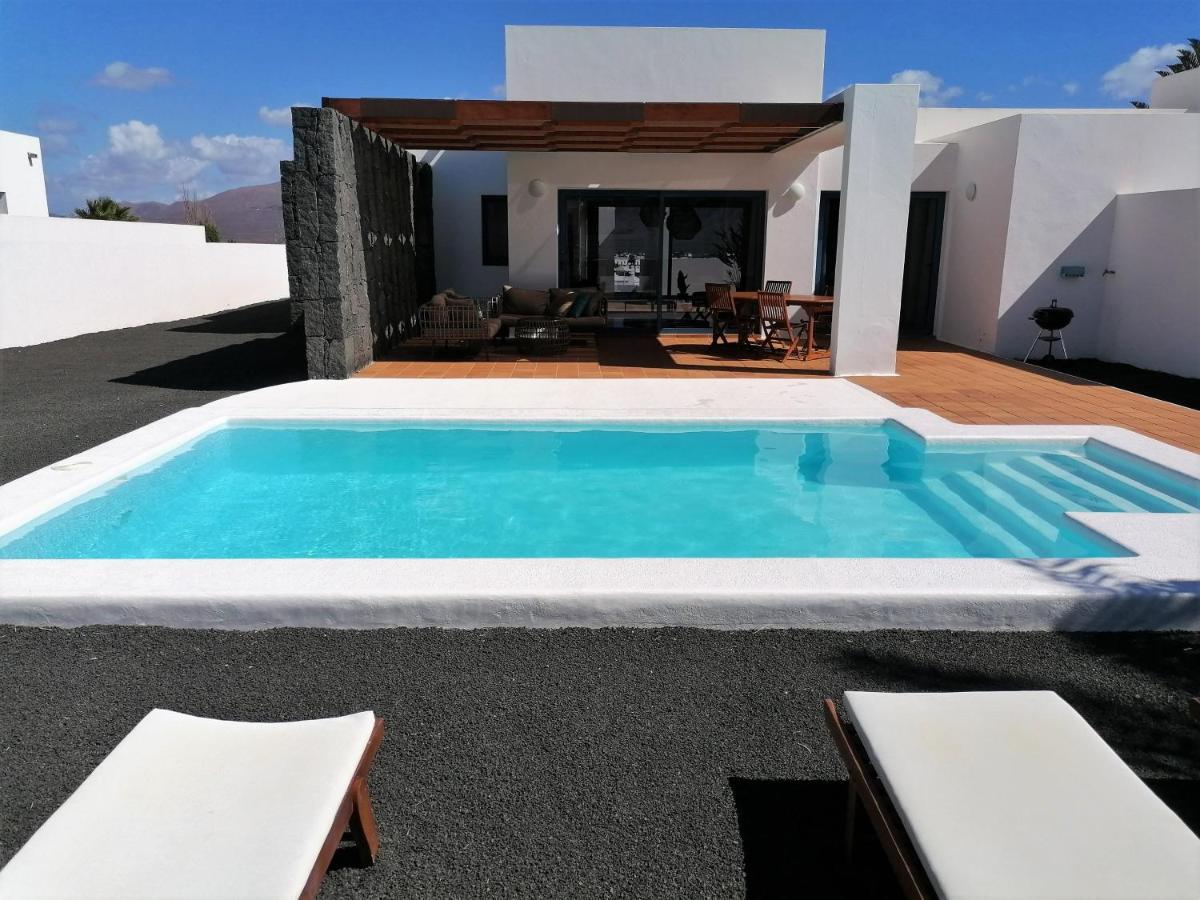 Villa Isora By Villalia Playa Blanca  Exterior photo